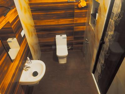 Image of 2258 Sq.ft 4 BHK Independent House for rent in Vyttila, Kochi for Rs. 55000
