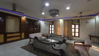 Living Room Image of 1800 Sq.ft 3.5 BHK Builder Floor for rent in Freedom Fighters Enclave New Delhi for Rs. 75000