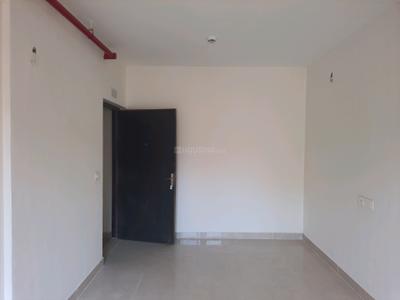 Living Room Image of 740 Sq.ft 3 BHK Apartment / Flat for sale in Signature Global Golf Green, Sector 79 Gurgaon for Rs. 7125000
