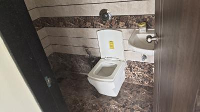 Bathroom Image of 820 Sq.ft 1 BHK Apartment / Flat for sale in Platinum Park, Maan Pune for Rs. 4800000
