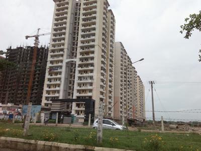 Image of 1000 Sq.ft 2 BHK Apartment / Flat for sale in ACE Platinum, Zeta I, Greater Noida for Rs. 8500000