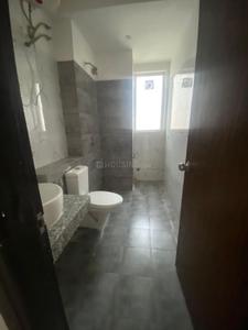 Bathroom Image of 1600 Sq.ft 3 BHK Apartment / Flat for sale in Umang Winter Hills, Sector 77 Gurgaon for Rs. 17000000