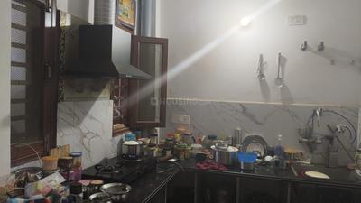Kitchen Image of 700 Sq.ft 5 BHK Independent House for sale in Maruti Kunj Gurgaon for Rs. 8500000