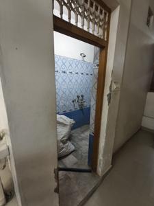 Bathroom Image of 1800 Sq.ft 3 BHK Builder Floor for rent in Indira Nagar Lucknow for Rs. 25000