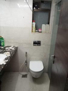 Bathroom Image of 1000 Sq.ft 3 BHK Apartment / Flat for sale in Juhu Mumbai for Rs. 35000000