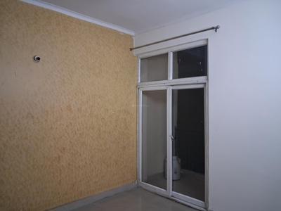 Bedroom Image of 1500 Sq.ft 3.5 BHK Apartment / Flat for rent in Amrapali Zodiac, Sector 120 Noida for Rs. 27500