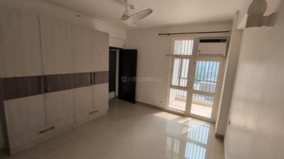 Bedroom Image of 1180 Sq.ft 2 BHK Apartment / Flat for rent in Panchsheel Wellington, Crossings Republik Ghaziabad for Rs. 22000