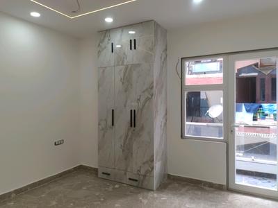 Bedroom Image of 1200 Sq.ft 3 BHK Builder Floor for sale in Pitampura New Delhi for Rs. 15500000