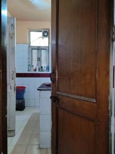 Common Bathroom One Image of 2800 Sq.ft 6 BHK Independent House for sale in Sector 41 Noida for Rs. 56000000