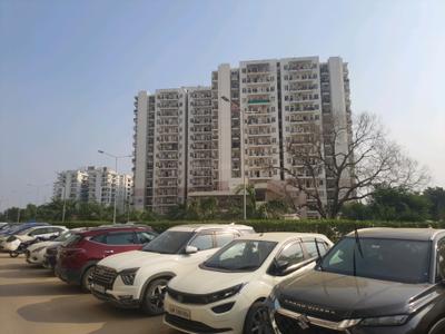 Club House Image of 800 Sq.ft 2 BHK Apartment / Flat for rent in Suncity Avenue 76, Sector 76 Gurgaon for Rs. 35500