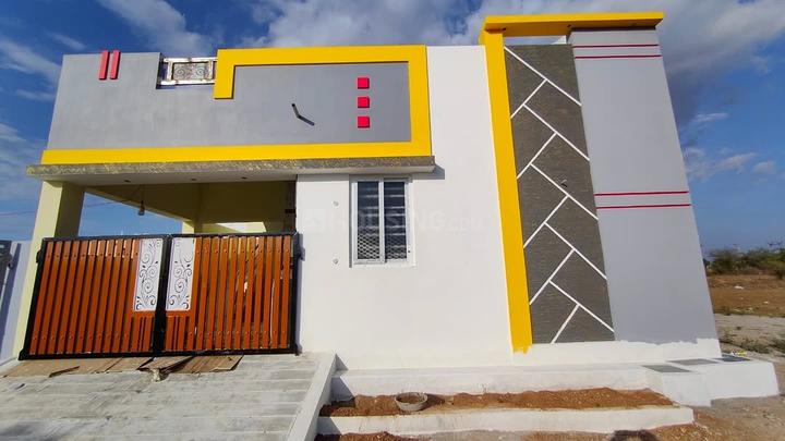 Selvi green square Main Image 1