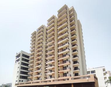 Image of 850 Sq.ft 3 BHK Apartment / Flat for sale in Adore Samriddhi, Sector 89, Faridabad for Rs. 6300000