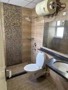 Bathroom Image of 1830 Sq.ft 3 BHK Apartment / Flat for rent in Bestech Park View Residences, Sector 66 Mohali for Rs. 55000