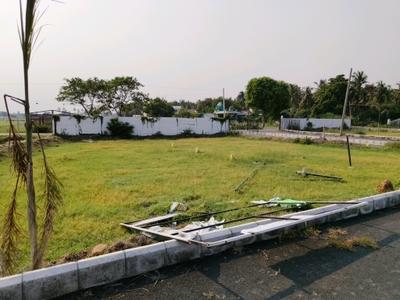 Image of 900 Sq.ft Residential Plot / Land for sale in Red Hills, Chennai for Rs. 2700000