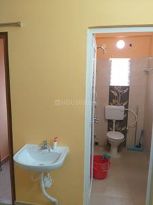 Image of 750 Sq.ft 2 BHK Apartment / Flat for rent in Tirath Spring, Rajarhat, Kolkata for Rs. 18000