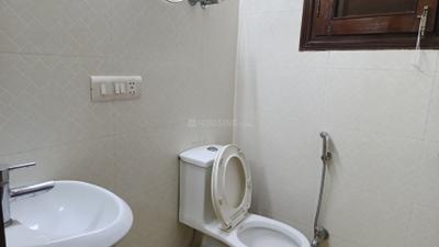 Image of 1600 Sq.ft 3 BHK Builder Floor for rent in Kailash Colony, New Delhi for Rs. 80000