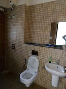 Bathroom Image of 1216 Sq.ft 3 BHK Apartment / Flat for sale in Runwal Greens, Bhandup West Mumbai for Rs. 34500000