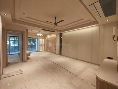 Hall Image of 3600 Sq.ft 4 BHK Builder Floor for sale in Preet Vihar New Delhi for Rs. 65000000