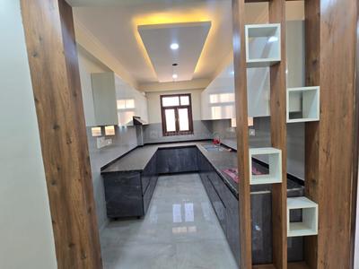 Kitchen Image of 1100 Sq.ft 3 BHK Apartment / Flat for rent in Rajpur Khurd Extension New Delhi for Rs. 32000