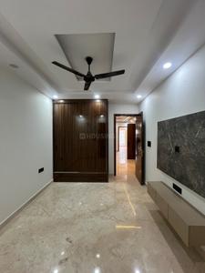 Bedroom Image of 1350 Sq.ft 3 BHK Builder Floor for rent in Shalimar Bagh New Delhi for Rs. 57000