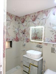 Bedroom One Image of 1700 Sq.ft 3 BHK Apartment / Flat for sale in Vrindavan Apartment, Sector 6 Dwarka New Delhi for Rs. 28500000