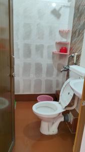 Bathroom Image of 1350 Sq.ft 2 BHK Apartment / Flat for rent in Subhas Pally Bardhaman for Rs. 12500