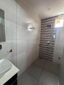 Image of 900 Sq.ft 2 BHK Apartment / Flat for sale in Shakarpur Khas, New Delhi for Rs. 6500000