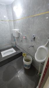 Bathroom Image of 900 Sq.ft 1 BHK Independent House for rent in Lathi Ganjam for Rs. 7000