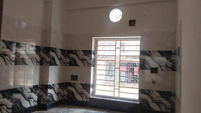 Kitchen Image of 850 Sq.ft 2 BHK Apartment / Flat for sale in Santoshpur Kolkata for Rs. 5500000