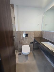 Bathroom Image of 2200 Sq.ft 4 BHK Apartment / Flat for sale in Piramal Aranya, Byculla Mumbai for Rs. 105000000