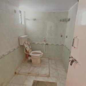 Bathroom Image of 1315 Sq.ft 2 BHK Apartment / Flat for rent in Kasturi Nagar Bengaluru for Rs. 35500