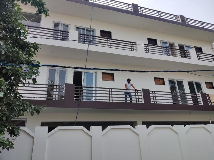 Rama hostel&pg, Knowledge Park 2, Greater Noida Property ID 7497050
