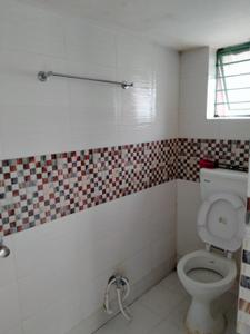 Bathroom Image of 900 Sq.ft 2 BHK Builder Floor for rent in Kalyani Nadia for Rs. 12000