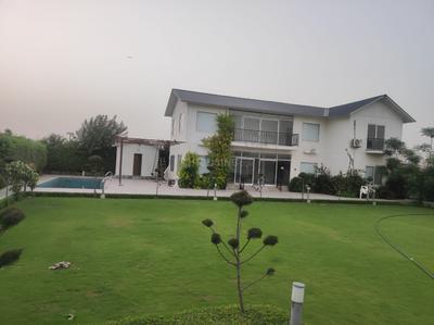 Image of 1500 Sq.ft 3 BHK Farm House for sale in Sector 135, Noida for Rs. 9500000