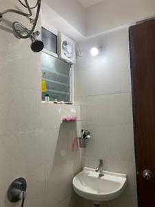 Bathroom Image of 450 Sq.ft 1 BHK Apartment / Flat for rent in APAK Ajinkya Towers, Charholi Budruk Pune for Rs. 16500