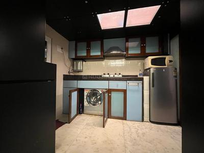 Kitchen Image of 700 Sq.ft 1 BHK Apartment / Flat for rent in God Gifts Building, Lower Parel Mumbai for Rs. 65000