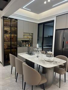 5 BHK Flat