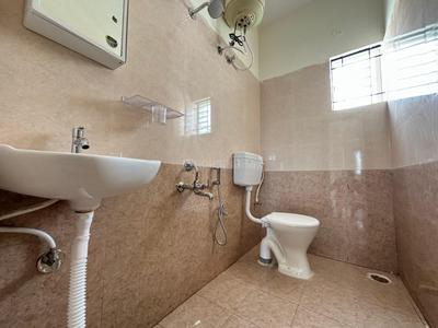 Image of 1050 Sq.ft 2 BHK Builder Floor for rent in Kaggadasapura, Bengaluru for Rs. 26000