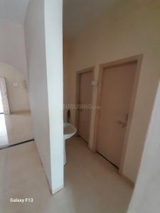 Bathroom Image of 1180 Sq.ft 2 BHK Independent House for rent in CDO-MERI Colony Nashik for Rs. 12000