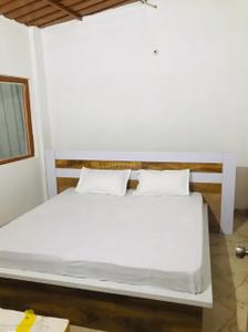 Bedroom Image of 1800 Sq.ft 6 BHK Independent House for sale in Ayarpatta Nainital for Rs. 12500000