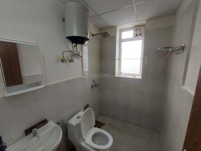 Bathroom Image of 744 Sq.ft 3 BHK Apartment / Flat for sale in Pyramid Altia, Sector 70 Gurgaon for Rs. 9200000