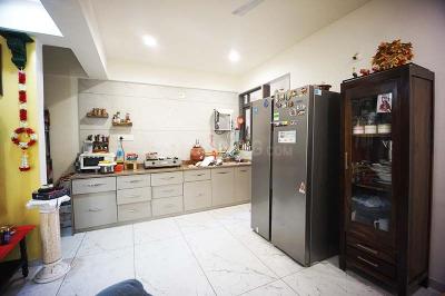Kitchen Image of 1530 Sq.ft 3 BHK Apartment / Flat for sale in Navrangpura Ahmedabad for Rs. 14000000