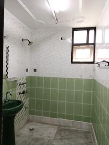 Common Bathroom Two Image of 1600 Sq.ft 3 BHK Apartment / Flat for sale in Highland Apartment, Sector 12 Dwarka New Delhi for Rs. 29500000