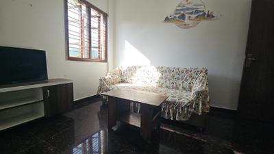 Living Room Image of 825 Sq.ft 1 BHK Apartment / Flat for rent in BTM Layout Bengaluru for Rs. 22000