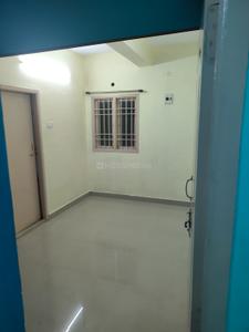 Bedroom Image of 650 Sq.ft 2 BHK Apartment / Flat for rent in Kolathur Chennai for Rs. 20000