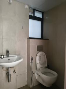 Common Bathroom Image of 623 Sq.ft 1 BHK Apartment / Flat for sale in Shapoorji Vanaha, Bavdhan Pune for Rs. 5300000