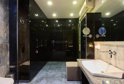 Bathroom Image of 7200 Sq.ft 6 BHK Penthouse for sale in Ratnaakar BeauMonde, Jodhpur Ahmedabad for Rs. 105000000