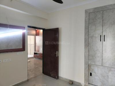 Bedroom Image of 1001 Sq.ft 2.5 BHK Apartment / Flat for rent in Amrapali Centurian Park, Noida Extension Greater Noida for Rs. 19000