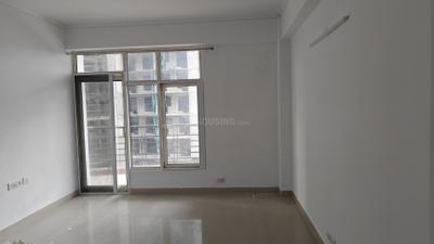 Bedroom Image of 2950 Sq.ft 4 BHK Apartment / Flat for rent in Gardenia Glory, Sector 46 Noida for Rs. 54500