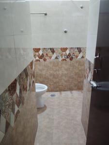 Bathroom Image of 1200 Sq.ft 2 BHK Independent House for rent in Chromepet Chennai for Rs. 19000